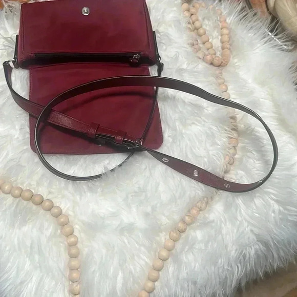 Mark Jacobs Crossbody - Picture 6 of 9